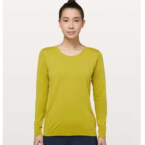Lululemon swiftly tech long sleeve (breeze)